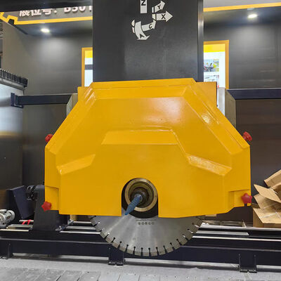 Centre d'usinage CNC 5 axes Leader 1500 1500CM pour la découpe et le fraisage de granit, marbre et quartz pour plans de travail et colonnes romaines