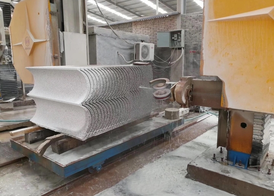 Pierre de commande numérique par ordinateur de profil de marbre de granit de colonne découpant la machine Diamond Wire Saw