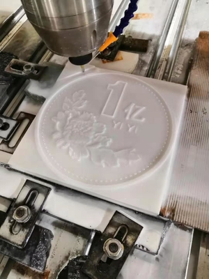 pierre de la commande numérique par ordinateur 5.5kw découpant la pierre 1600x2500mm de nature de machine