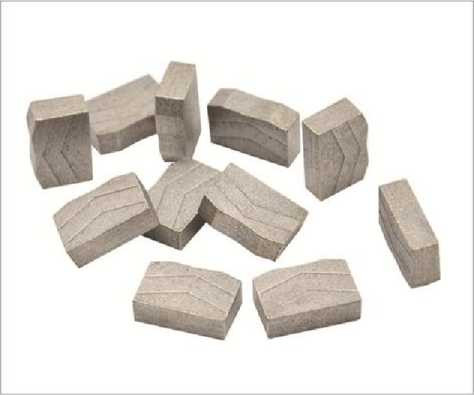 le diamant de 940mm 530mm 740mm a vu le segment pour des outils de coupe de pierre de granit